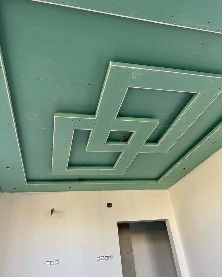 السلام عليكم شباب كادر متخصص بجبسون بورد كرست وعمل المتر ب 18 المواد سعودي وتركي درجه اولى الاستفسار على هذا الرقم ***********
