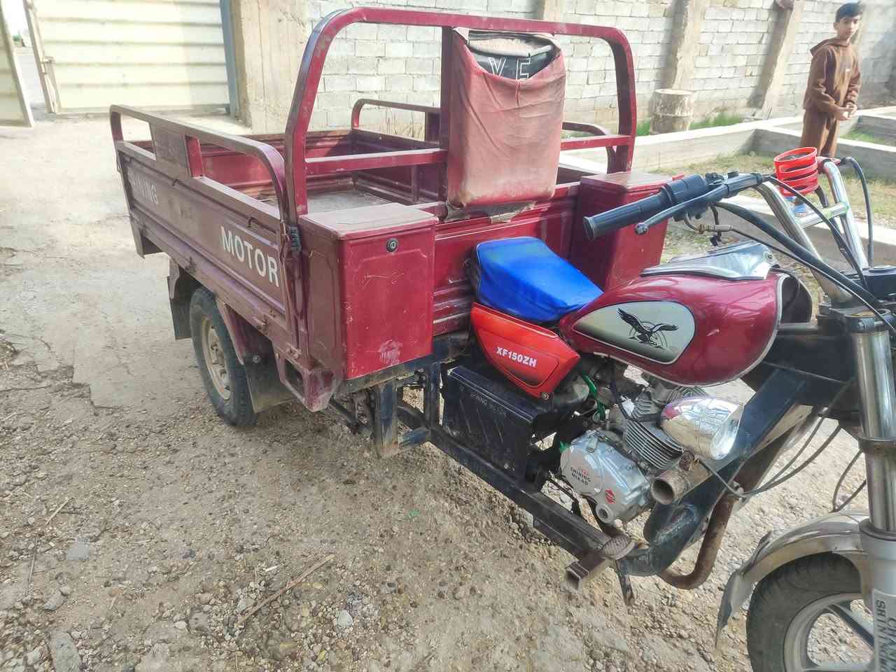 السلام عليكم ستوتة موديل 22نضيفة وخير من الله السعر خاص
***********
