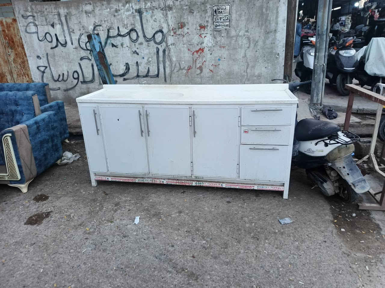 السلام عليكم
تخم ٥ قطع نضيف سعره ٣٢٥ او بي مجال او سنك مرمر نضيف جدا سعره ٢٢٥ مكاني كوت ***********

