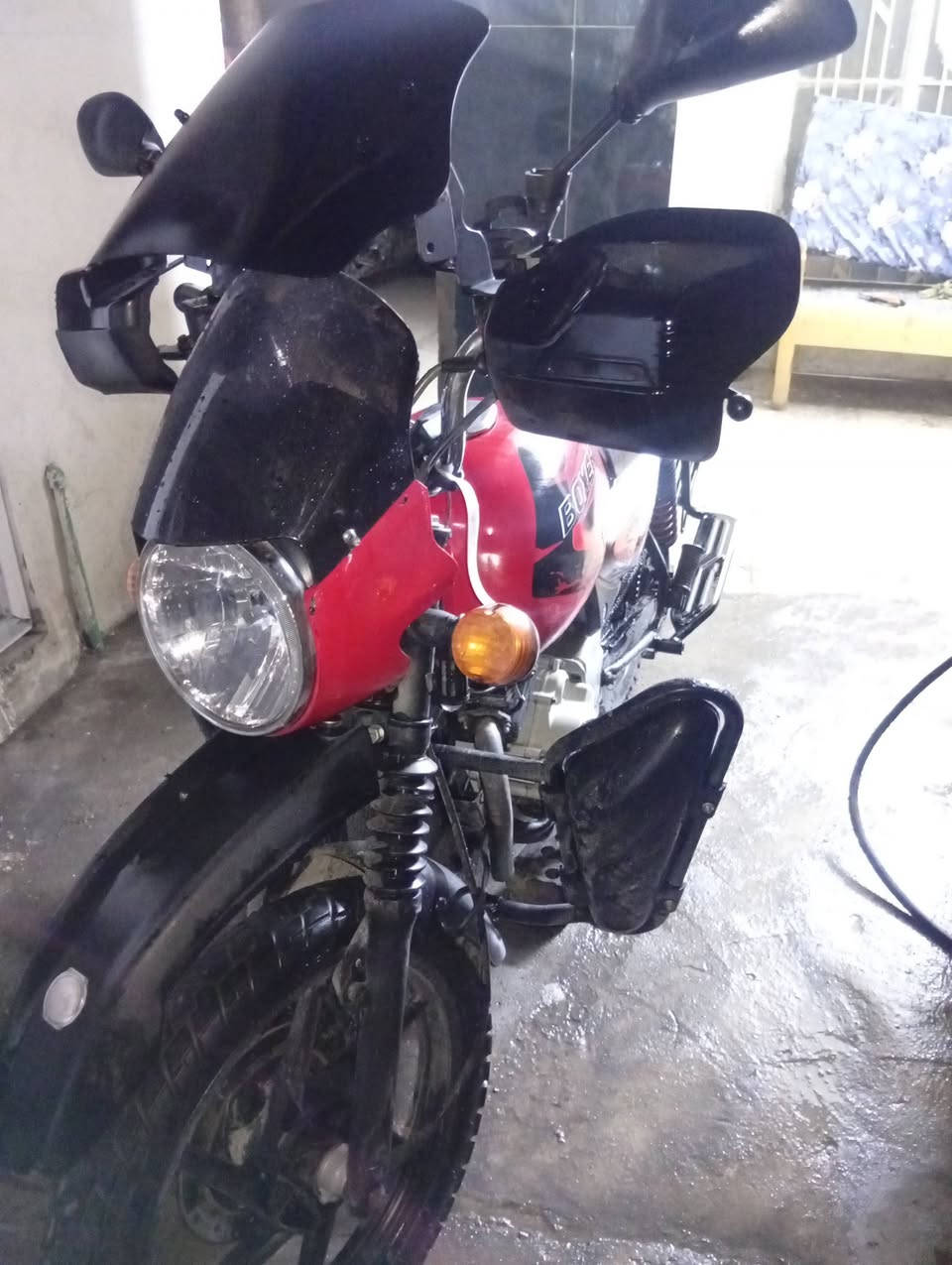 2021/2022

دراجه مكينه جديده جديده جديده 

نقوصاتها هورن ستان تعليك صينيه زنجيل دراجه خير من لله تحويل ثاني يوم راعيها موجود 

سعرها 2600

بيها مجال 

***********
