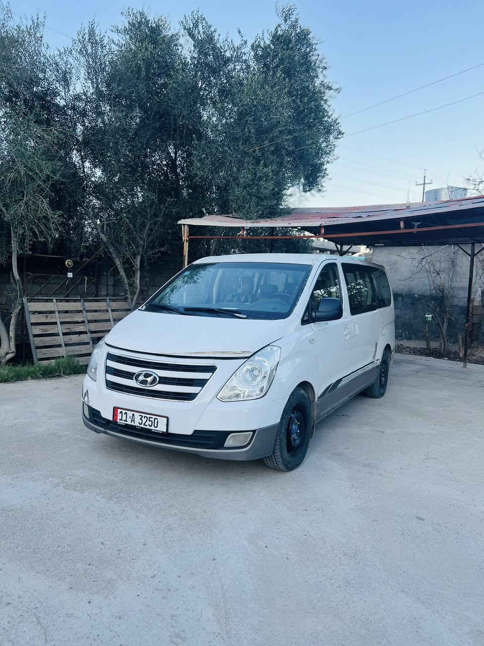 السلام عليكم ستاركس 2011 رقم بغداد نگليزي سنويه لل 30 شرعي جيراني كير محرك اكسن تواير تبريد تدفئه كله شرط يعوزها بس صدر مفوله موصفات السعر 140 وبيها مجال بسيط ***********
