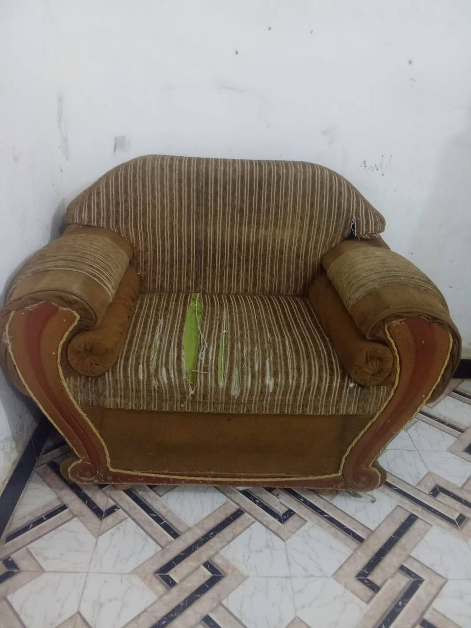غراض كلهم 100التواصل ***********واتساب
