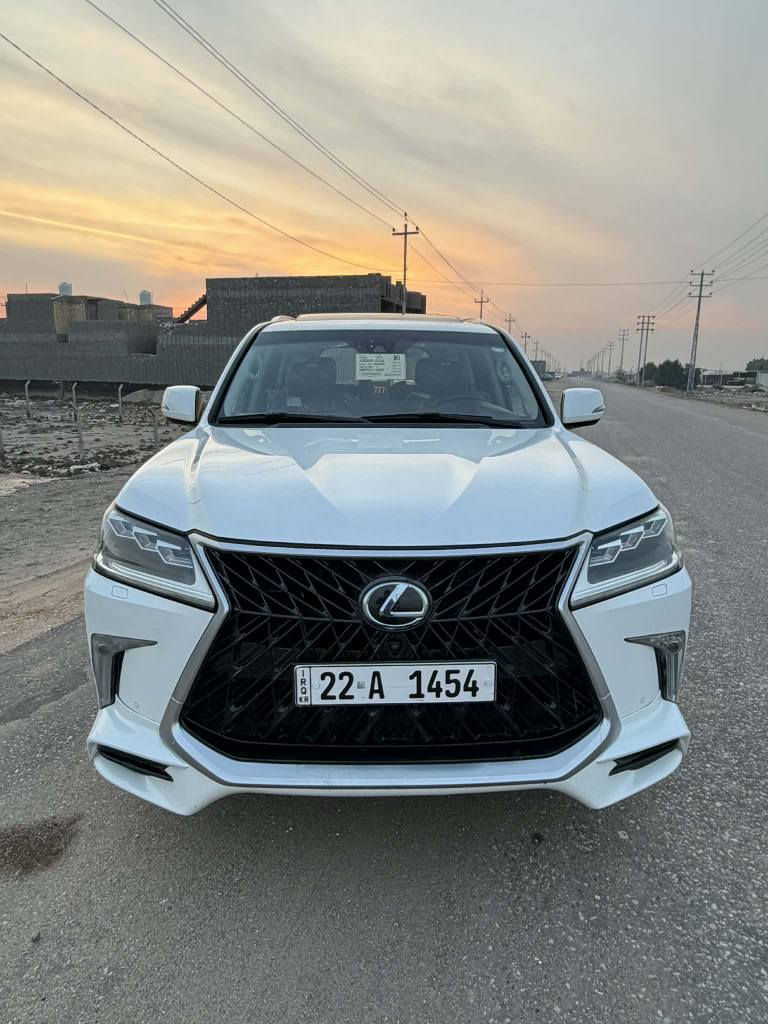 ﷽
بسعر مناااااااسب جدا
‏‎سلام عليكم 
 للبيع 💵
الفخامه والجمال بسياره وحده ❤️ 🌸 🙏🏻
‏LEXSES _ LX _570 _  2016 _ brem⚡️
لكزس 2016  فول مواصفات 1/1 بريم 
رقم اربيل تريد تحويل تريد وكاله آني حاظر 
‏SPORT /Sفول مواصفات محرك5700
ملاحظه( السيارة مكفوله كفاله عامه ♥️ نظيفة بمعني الكلمة
(السبير مانزل )
والعدة غير مستخدمة
  وشرط الفحص 
گير و محرك بشرط كفاله 
________👇🏻المـواصـفـات 👇🏻___________ 
داخل قرميدي ♥️ 👍 
حساسات امامي خلفي 
كامرات 360 امامي وخلفي وجانبيات 4 كامرات 
مري شفط ونظام ترحيب 
تبريد ب الكشنات
باب خلفية كهرباء 
لايتات دبل عدسة + LED
جميع الكشنات كهرباء 🗼
زنون بلادي 🗽
  ♨️   جكات 
فتحة    🧐  ثلاجة 
نظام اقتصادي بانزين ECONOMY 
جلد كامل داخل لون بيجي
بلوتوث وتليفون ونضام الملاحة ☎️
ونظام تثبيت السرعة التكيفي المزود، ونظام صوت Mark Levinson مع 21 سماعة.
ومقاعد قابلة للتدفئة والتهوية
شاشات عدد 3
نظام مانع الانزلاق
نظام نزول المنحدرات 
اشارة في المرايا الجانبية
مخرج منفذ الطاقة ⚡
‏  Bluetooth / USB
بردات أبواب خلفية  
شاحن هاتف Wairlees
ستيرن كهرباء + خزن ستيرن + خزن كشنات
وبعد بيهة هواية مواصفات 
جديدة جدا  واستعمال نظيف جداً 
بالعافية ع تكون من نصيبة يستاهلها

🟩 السعر  المطلوب  _ ( 568 $ )💸💸قفل                            
ماكو هيج سعر بهيج نظافة مستحيل 
لاستفسار الاتصال ع الارقام التالية 📲📲

‏ *********** الاستفسار 👍 

تحياتي لجميع 🌹 🌸 🙏🏻 حلة, بابل
