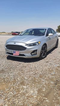 فورد فيوجن🇺🇸 موديل2019 تيتانيوم اعلى فئة ⚜️ ثلاثة شاشات كشنات جلد تدفئ...