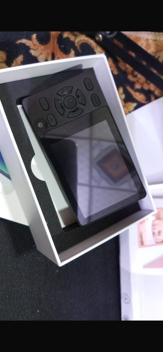 السلام عليكم السعر 30 الف
كاميرا رقمية من فيتالير، كاميرا 48MP 4K للتصوير الفوتوغرافي
بطارية 2000mAh


**إذا كنت صاحب هذا الإعلان وتريد حذفه لأي سبب، رجاءا أرسل رسالة إلى الدعم الفني**