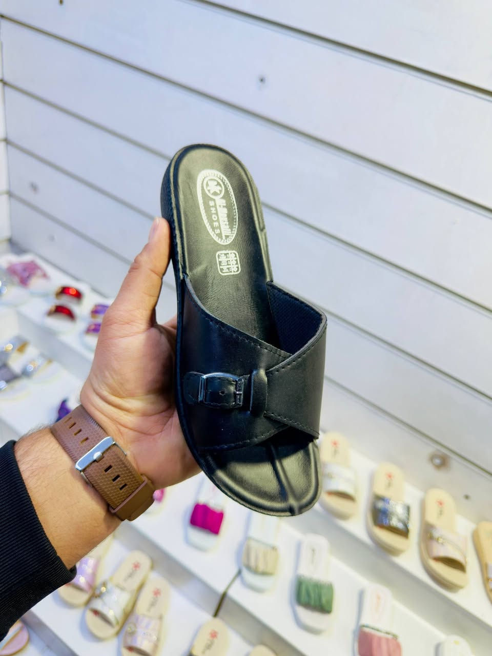 شحاطة نسائي طبي درجة اولى تركي 
سعر الدرزن 28 الف. فقط اسود
قياس 37 الى 41.. 
🚚يوجد توصيل لجميع المحافظات. 
https://t.me/wadq_g99


**إذا كنت صاحب هذا الإعلان وتريد حذفه لأي سبب، رجاءا أرسل رسالة إلى الدعم الفني**