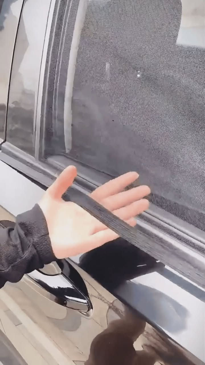 ✨ وداعاً لحرارة الشمس المزعجة! ستائر "الجوارب" الشبكية الأذكى لسيارتك وصلت ☀️🚗
💨 الميزة الأقوى: تقدر تفتح الجامة وتستمتع بالهواء المنعش بدون ما تدخل الحشرات!

👶 حماية كاملة لأطفالك من الأشعة فوق البنفسجية والوهج المزعج طول الطريق.

🛠️ تركب وتنزع بثواني بفضل قماشها المرن (كشوك) اللي يناسب أغلب السيارات.

🤫 توفر خصوصية تامة داخل مقصورة السيارة أثناء الرحلات أو الاستراحة.

🧼 قماش شبكي عالي الجودة، يسمح بمرور الهواء، وقابل للغسل وإعادة الاستخدام.

🚀 اطلبها الحين وبـرّد على قلبك وعلى عائلتك طول موسم الصيف! 🛒✨

15 الف والتوصيل مجاني


**إذا كنت صاحب هذا الإعلان وتريد حذفه لأي سبب، رجاءا أرسل رسالة إلى الدعم الفني**