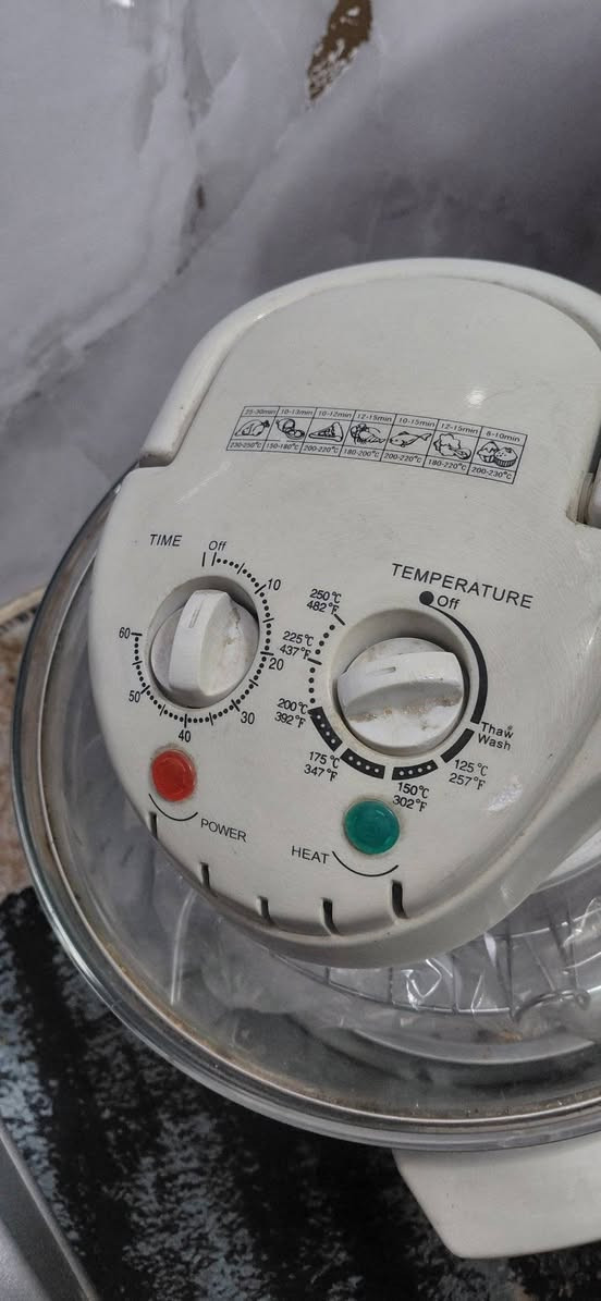 السلام عليكم  اجهزه كهربائية  ٣ قطع باله اعتقد كلهن شغالات وعلى الفحص مكاني بغداد مدينة الصدر السعر ب١٤٠ وبيهن مجال بسيط ***********
