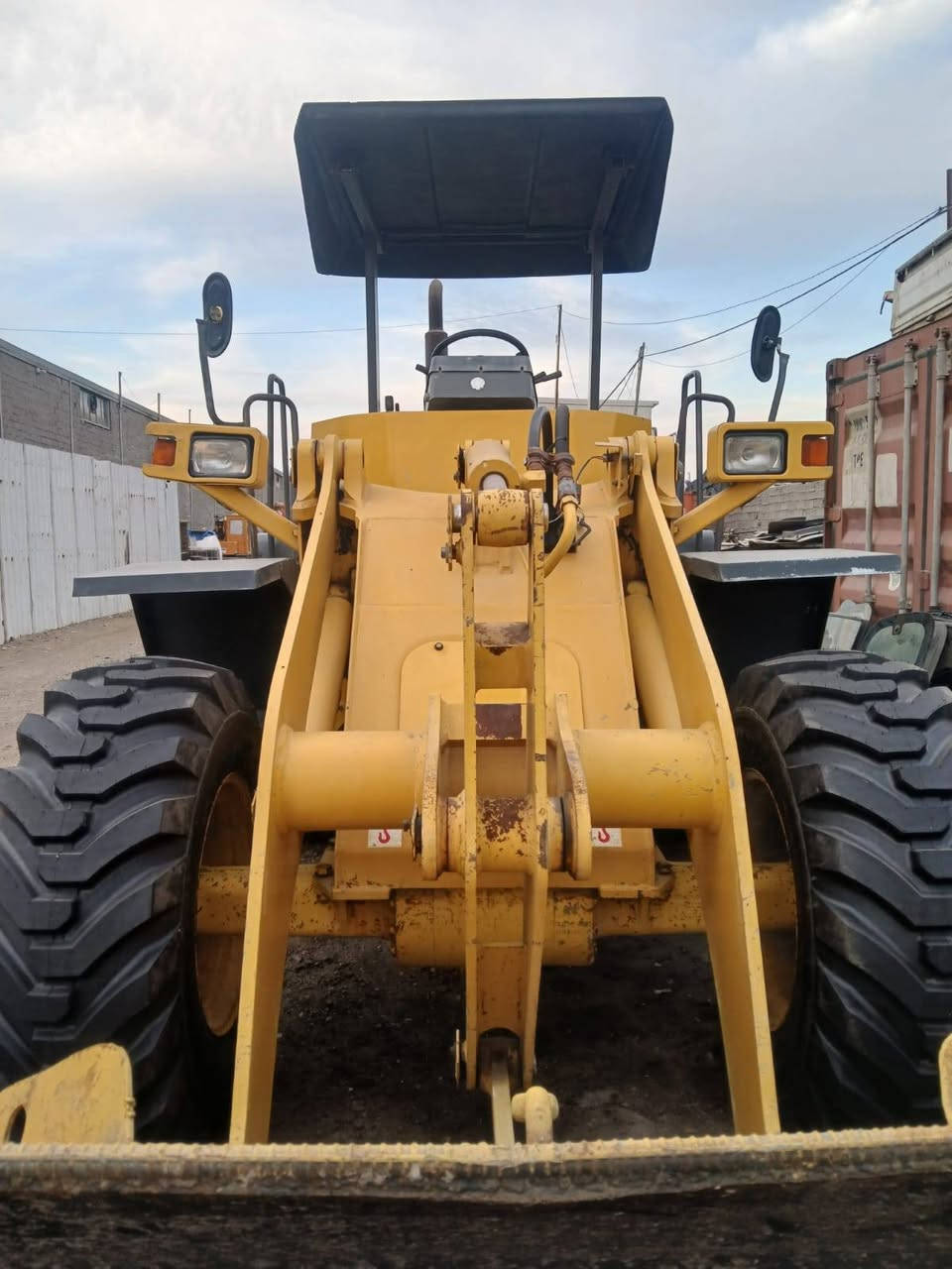 كوماتسو حجم ١٠٠ مكينه ٤ سلندر
كير ميكانيكي وارد ياباني 

مكفول كفاله عامه من الصبغ جاهز لشغل 

تخم تاير جديد 

موديل ٢٠١١

دخول جديد ممفيس مامشتغل في العراق 

بغداد النهضة شارع الظلال 

***********
