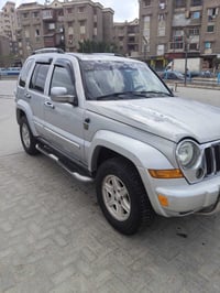 ليبرتي 2005 • زيرو • رخصه سنتين