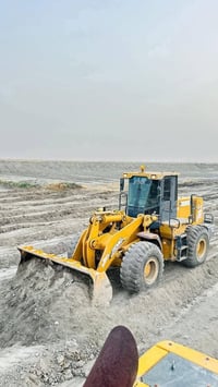 شفل • لوري قلاب • متفرغ داخل الاصلاح