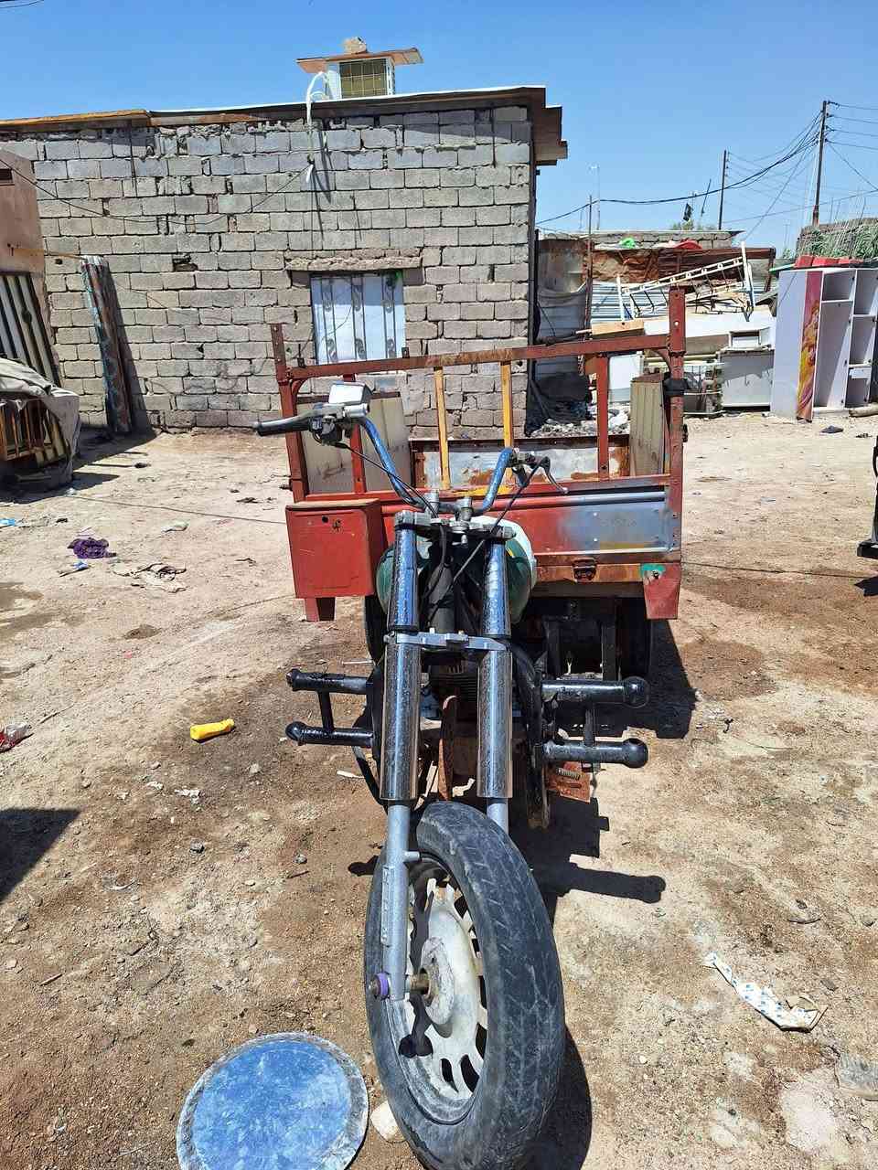 سلام عليكم ستوته ام تيار ادوات مكفوله عشاير  شاصي مكفول ما بيه قطرت خياس لا بدي ولا شاصي مكينه ميتين  السعر قفله ٦٠٠ عنواني بصره ابو الخصيب ***********
