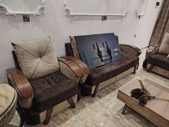 تخم للبيع نضيف جدا اي ضرر مابي
مستخدم
مكاد بغداد المنصور
***********
