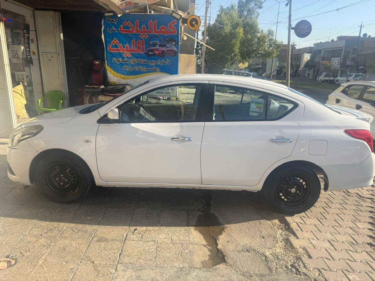السلام عليكم نيسان سني هندي 2020 بيه جاملغ خلفي بي شويه صبغ وقبق الجنطه فوك البكلايت رقم شمالي اربيل سنويه باسمي تبريد شغال صدر مكينه كهربائيات مكفوله بيه شاشه ولايت زنون مابيه اي نقص السياره تخم تاير جديد عارضها ب100$ بشده وبيه مجال عنواني بغداد حي الجهاد ***********
