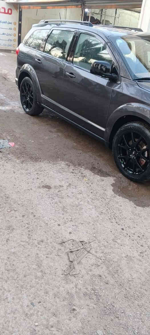 دوج جورني موديل 2018 بغداد الدولي سبع راكب كشنات بلع تبريد مركزي بصمه مكينه 3600 المرغوب  حادث السياره بنيد او جاملغ مكان السياره الكاظميه السعر 142
***********
