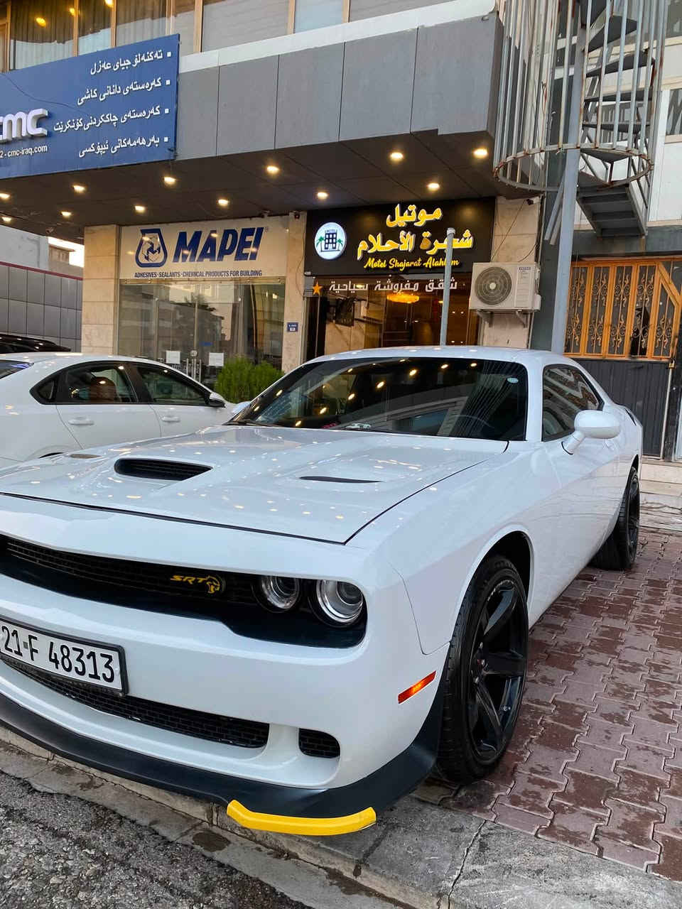 السلام عليكم
للبيع جالنجر sxt 2023
ماشيه 28 الف ميل ضررها قطعتين جاملغ وبنيد 
المواصفات المعروفه 
كشنات وستيرن تدفئة شاشه كبيره كشن كهرباء تشغيل عن بعد اكزوز رياضي تخم تاير و ويل جديد السياره ماشاءالله ماناقصه شي / مكان السياره السليمانيه


**إذا كنت صاحب هذا الإعلان وتريد حذفه لأي سبب، رجاءا أرسل رسالة إلى الدعم الفني**