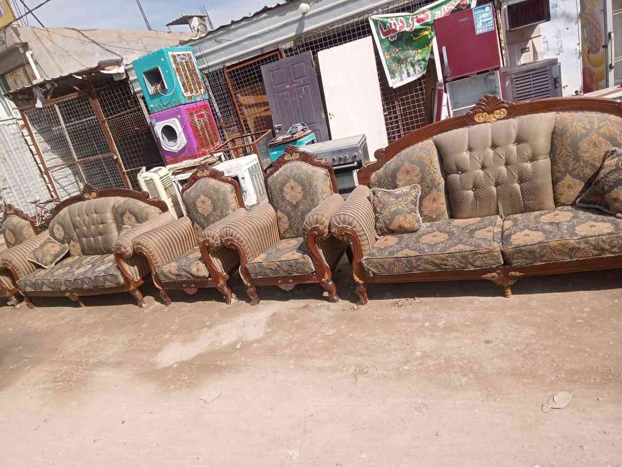 تخم 10 مقاعد كلش نضيف السعر ب225 وبيه مجال العنوان الطيفيه مدخل المزرعه ///***********////***********
