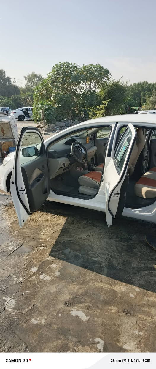 سلام عليكم يارس موديل 209 مكينه بيه تنقيص قليل ولستفسار اتصل *********** سعره 82 وبيه مجال رقم بغداد جديد مكان سياره النجف الأشرف غير متواجد على فيسبوك
