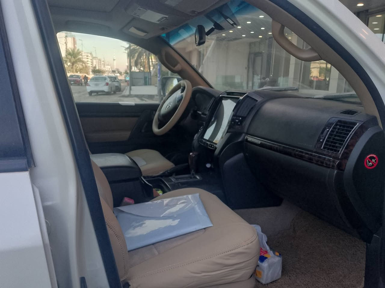 لاندكروزر موديل 11
كير محرك مكفول 
رقم بغداد الماني 
فتحا 
بصمه 
شاشه 
كشنات كهرباء 
ماشيه 179
بيها صبغ جاملغ خلفي فقط 
مكان بغداد داودي 
سعر 310 بي مجال 
طلبه بالتعليق 

#ادارة_الصفحه ⚡
مكان بغداد داودي @أبرز المعجبين 
*********** وتساب
