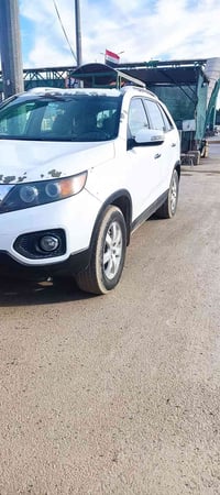 سيارة • للبيع • بدون تفاصيل