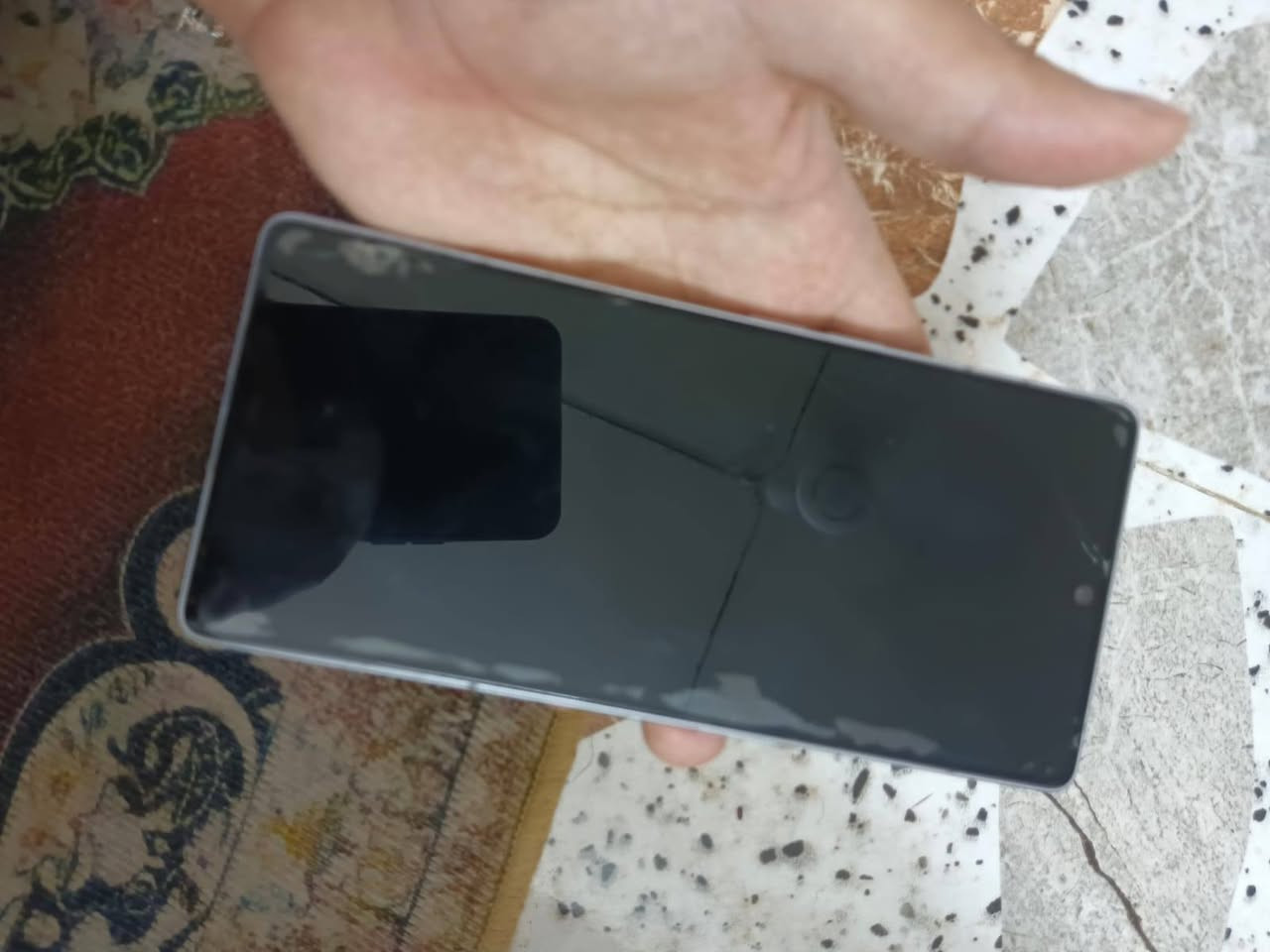 موبايل لنفنكس نوت 50 برو بلس فايف جي
للبيع
السعر 400 وبي مجال
الموصفات
الذاكره 256
عشوائيه 12
المعالج Mediatek Dimensity
البطاريه 5200
يدعم شحن سريع بقدره 100 واط
نضامه اندرويد 15
يلعب بوبجي 120 فريم
كامل ملحقات
استخدامه قليل جدااا
الفطور الي بي بلاصق الفوك
نضافته 100/100 
العنوان البصره التنومه


**إذا كنت صاحب هذا الإعلان وتريد حذفه لأي سبب، رجاءا أرسل رسالة إلى الدعم الفني**