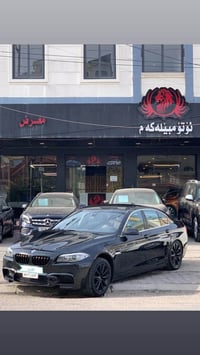 بي ام دبليو F10 • ٥٣٠ • ٢٠١١