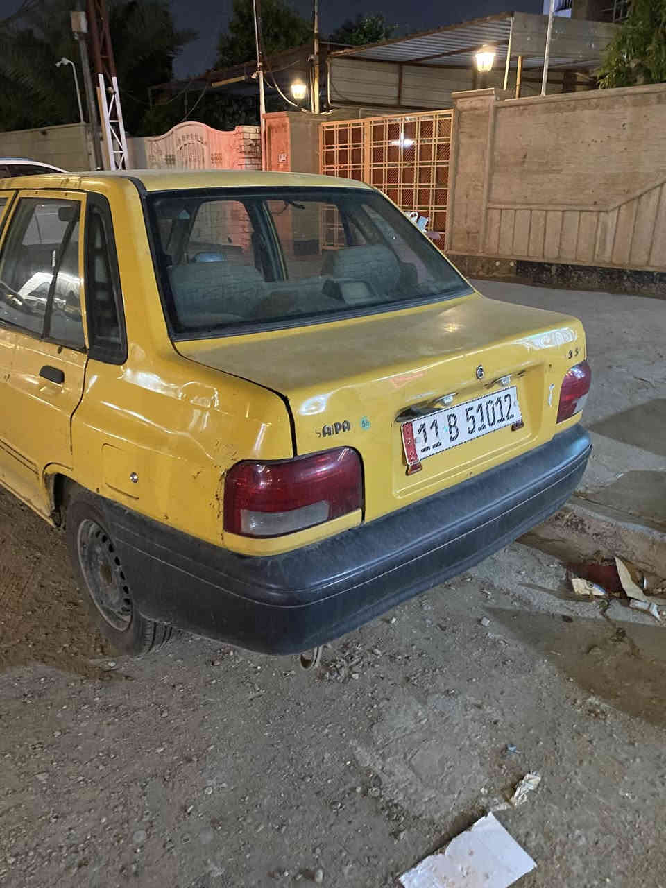 السلام عليكم 
سايبا 2012 للبيع 
رقم بغداد الجديد 
سنوية لل 2030  باسمي 
غرامات وهيئة صفر 
گير ومكينة نضيفات 
صدر امامي خلفي جديد
تخم تايرات + ويل جديد
مكان السيارة بغداد حي الجامعة 
السعر 22 وبيها مجال للشراي
الرقم ***********
