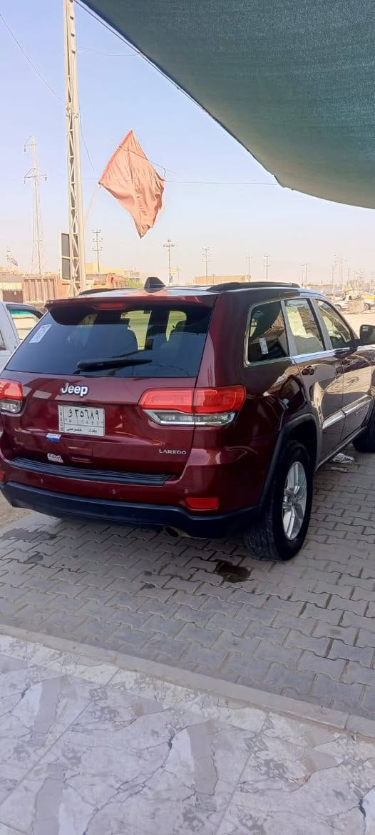 السلام عليكم جيب للبيع وارد امريكي  مرمز 20/16 رقم بغداد السيارة جاهزة ماتذب عليها الف دينار  السعر 193 وبيها مجال بسيط  المكان ذي قار سوق الشيوخ  للاتصال والاستفسار ***********
