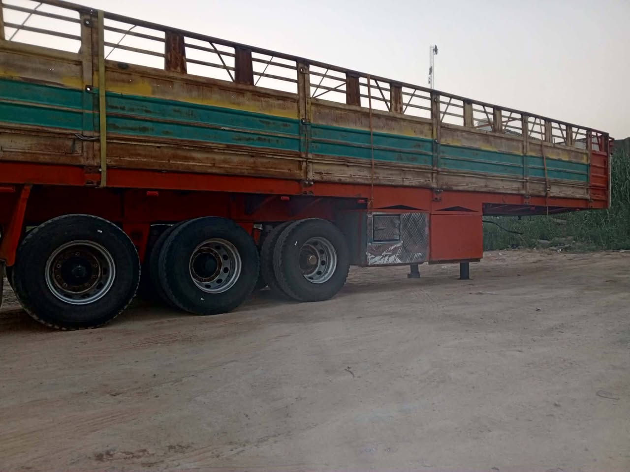 عربانه سكندريه البيع مكفوله دنكير 14 تايرت بيهن جديد وبيهن نص عمر العنوان كربلاء السفسار ***********
