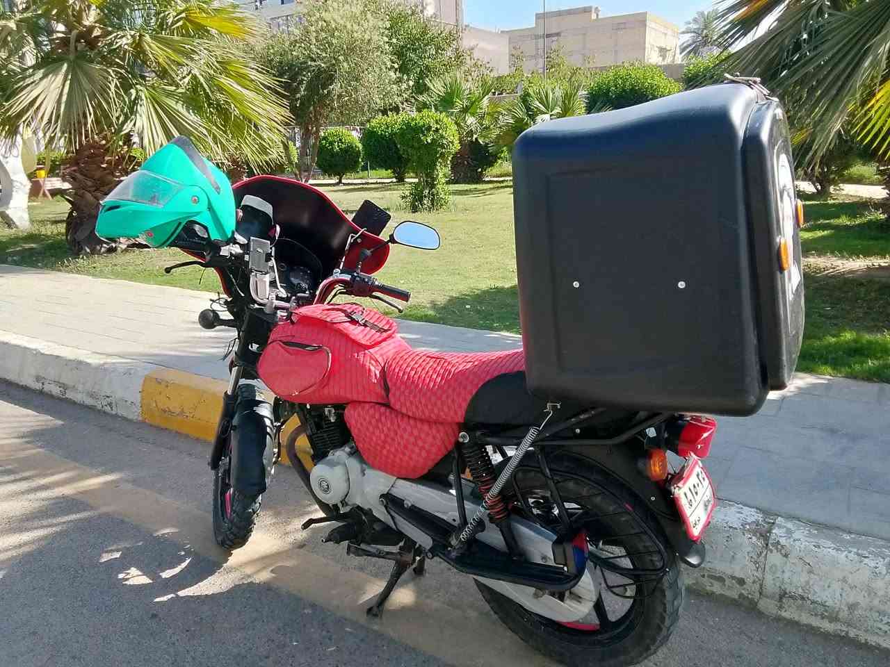 بوكسر2021 دراجه مكينتها بيها خيط خفيف تبخير
رقمها بغداد ✅

 سعرها ميلون و500 الف ✅

 مكاني بغداد 

***********
