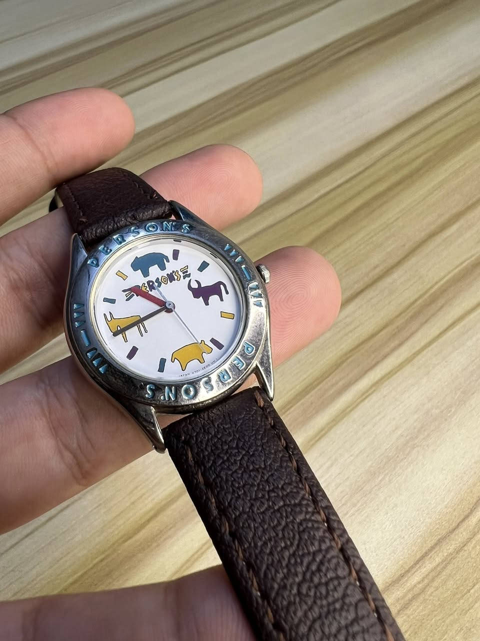 بيرسونس ياباني اصلي
مكينة ياباني مختمة دزاين مميز 
قطر الساعة 32 نضافة 100‎%‎ 
السعر 30 الف


**إذا كنت صاحب هذا الإعلان وتريد حذفه لأي سبب، رجاءا أرسل رسالة إلى الدعم الفني**