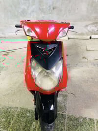 سكنس فحل نوزل للبيع الدراجه كلشي مابيه نقص فقط ستاند خلفي الدراجه شلعه...