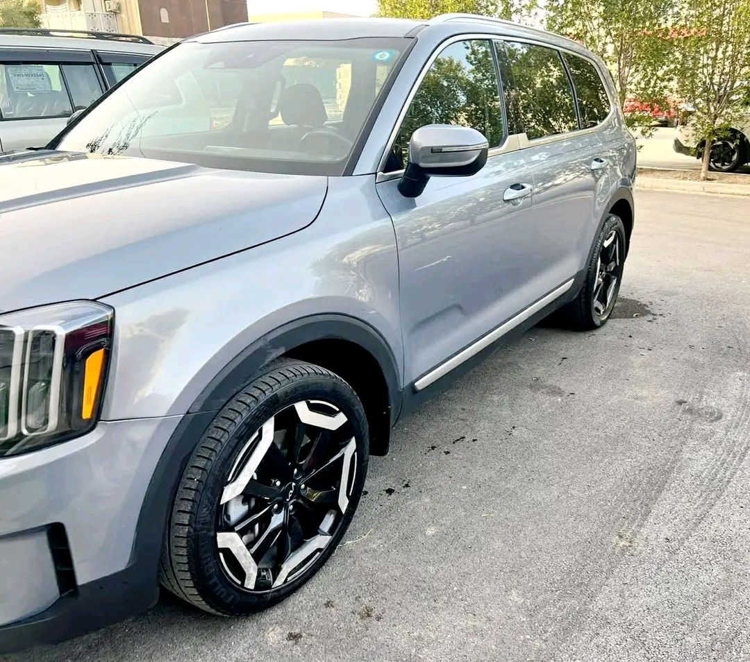 كيا توليرايد 2024 لون مميز بنفسجي  رقم بغداد ماشية 37000km مـواصـفاتها  فئة Ex سلندر 6 Gdi فتحة سقف بصمة تشغيل عن بعدكشنات كهرباء كشنات تدفئة تبريد تحديد مسار تحكمات ستيرن نضام ابل كاربلاي اندوريد اوتو كشنات جلد كشنات منفصله VIP عدسات زينون شاشة متصلة مانع تصادم امامي/خلفي/جانب اوتو هولد اوتو ستوب اشاير بل مري لايتات امامي خلفي LED مري شفط جنطة كهرباء7 لراكب كشنات فصل سيارة بيها جاملغين امامي وربع باب والسونار مرفق مكاني بغداد حي الجهاد السعر  وبي مجال ***********
