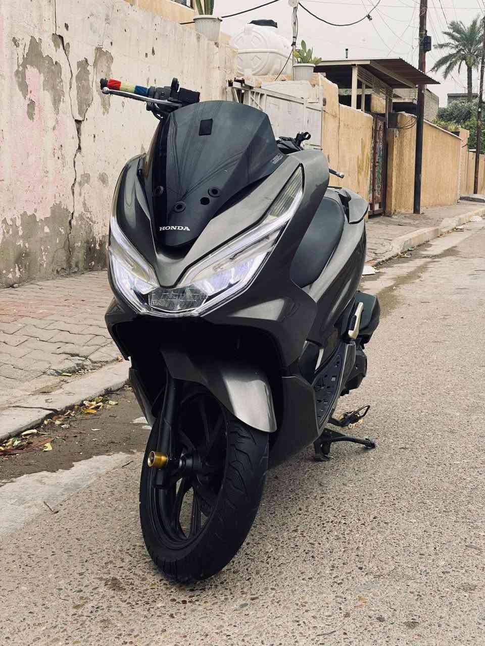 سلام عليكم
دراجتين PCX جيل ثالث وارد كوري ماشيات 24 للبيع كفاله عامة مكينة كشر حساسات ستنان اطفاء حساس جويتر تدفئه يدات دراجة كاملة خير من الله جيب مصلح وتعال افحص 
هاذ رقمي *********** اتصل وتدلل
