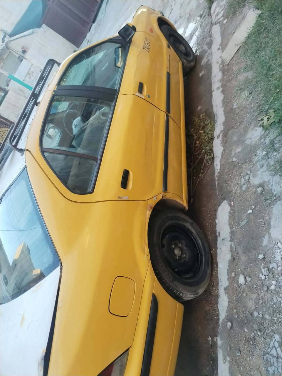 السلام عليكم البيع سمند موديل ٩ سياره موضح بل صوره كشرها مكينه وكير بل جيس صدرها جديد تخم تايرات جداد سياره بدون ضربه او صبغ رقم بغداد تحويل ثاني يوم مصفره هيه وغرمات سعر ٢٨ وبيها مجال مكان بغداد تقاطع درويش رقم ***********
