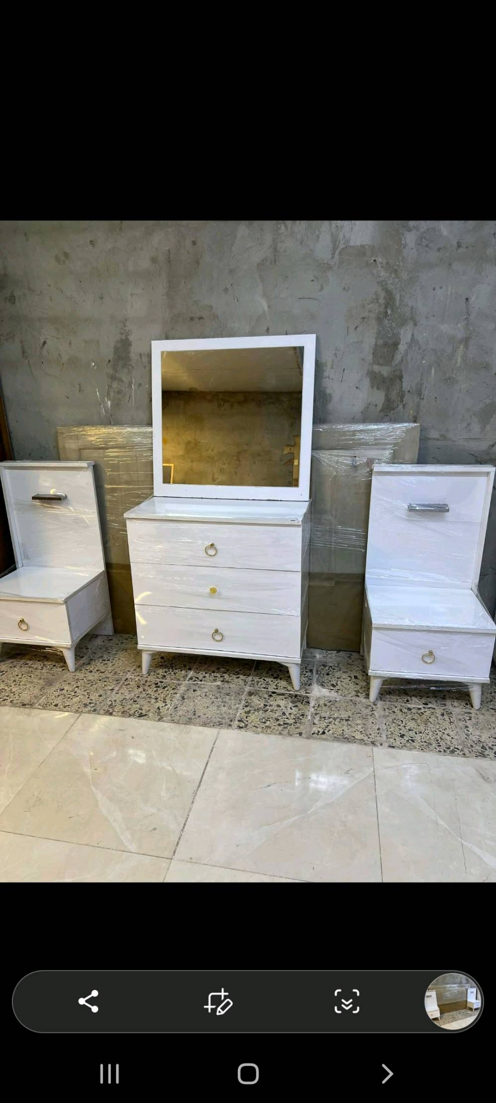 غرفة ٥ قطع كاملة ونضيفة 