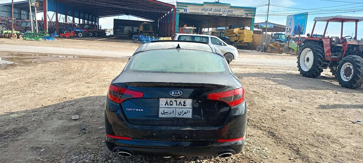 السلام عليكم للبيع سياره نوع اوبتيمه خليجي موديل 2012رقم اربيل وكاله تحويل موجود سنويه نافذه السيارة فول مواصفات واحد على واحد مكينه 2400 كشن كهرباء جهتين لد امامي خلفي صدر جديد كهربائيات كله شغال وجاهز تبريد ثلج تخم تاير امامي خلفي السيارة بيه مكانات صبغ ابيع حزام بدون دواخل شرط السياره جاهز على اخر حبايه ماتصرف عليه كلشي السيارة مال جناي مكان السياره واسط الزبيديه لاستفسار اتصال على الرقم التالي ***********السعر 100وبيه مجال للطيبين بيع فقط
