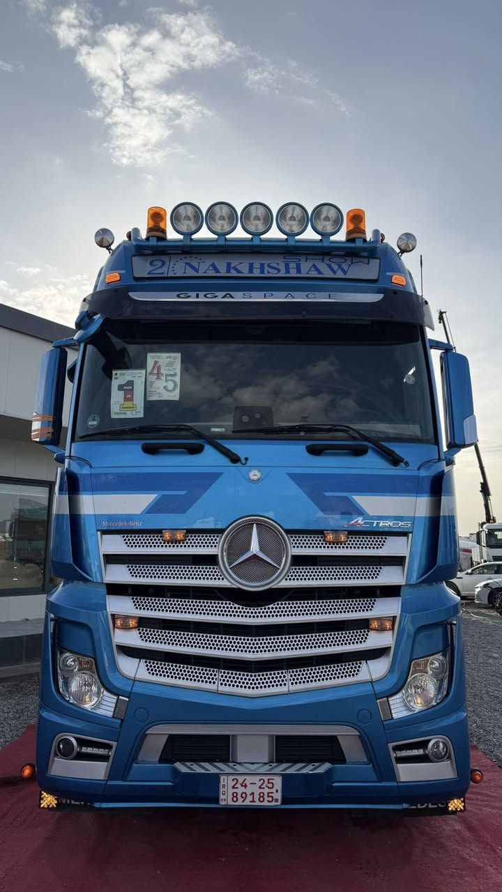 للبيع اكتروس MB4 

سنكل امامي بلادي 

2545

موديل 2017 

ثلاجة 

هورنات 

زعانف 

سبايدرات 

كاميرا 

حساس 

صبغ عام شركات (اصل لون ابيض)

السعر 53.000$ (خمسة دفاتر و ثلاثون ورقة)

العنوان : اربيل / قوش تبه (معرض نخشاو2)

للاستفسار و المعلومات (‭0771 999 9600‬ انمار)
