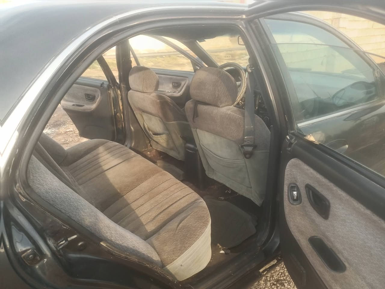 سوناتا 2 موديل94
رقم بغداد 
گير اوتوماتيك 
شغالة وحلوة 
كير محرك مكفول 
السعر 47 
السيارة مالت جني 
الشراي من صدك يتصل 
اتصل رقم الهاتف ***********
