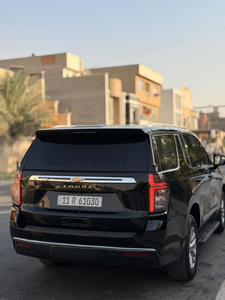 السلام عليكم 
تاهو وكالة المنصور LS
موديل 2023 
ماشية 61 الف ميل
بصمة تشغيل 
تشغيل عن بعد
رادار امامي 
نقطة عمياء
تبريد منفصل 3 قطع
شاشة كبيرة
حساس امامي خلفي 
لد نهاري 
مكينه 8 سلندر 5300 بشرط على وضع الوكالة
السعر 425 وبيها مجال بسيط
بيها بارد بسيط جداً  
مكاني بغداد شارع فلسطين 
بسمي السيارة تحويل مباشر 
***********
