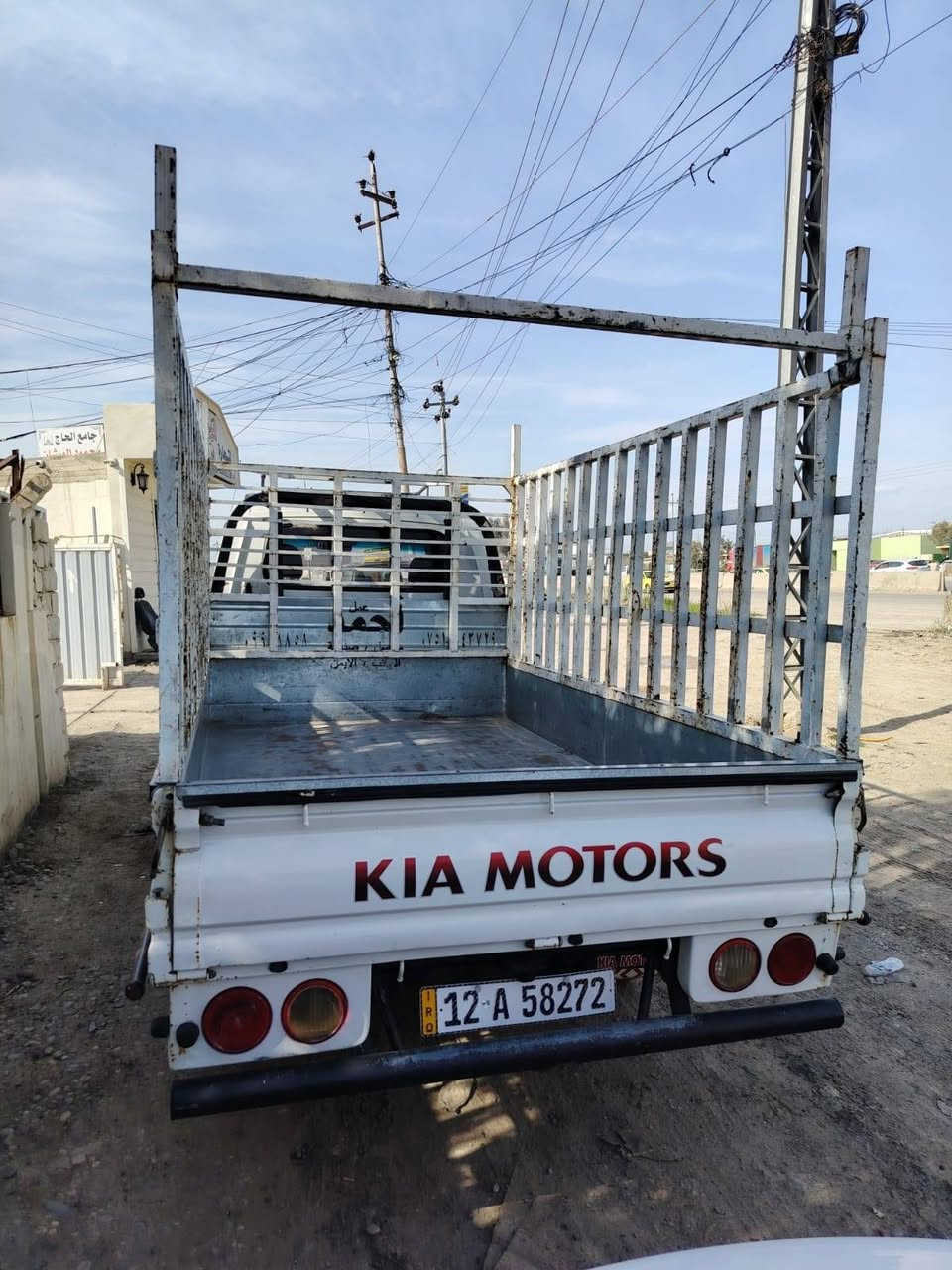 كيا 2700موديل 2012 رقم نينوى انكليزي محرك بي صرف والباقي مكفول  بدون محجل عنوان موصل *********** سعر 110 وبيها مجال

