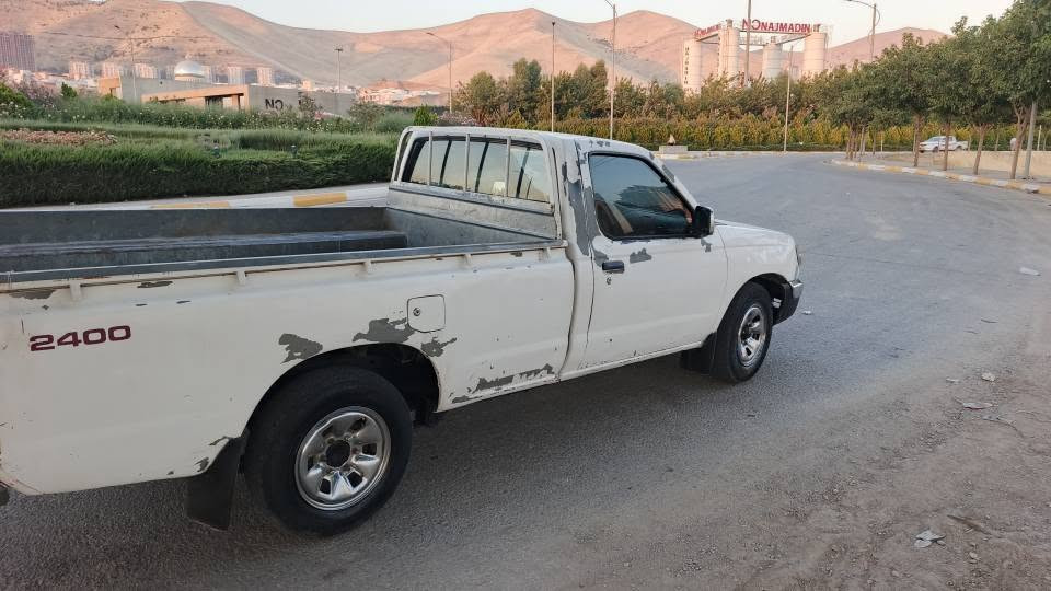 بەناوی خوای گەورە نیسان بۆفرۆشتن مۆدێل 2002تەبرید ڕەقەم هەولێر سەنەوی بەسەرچوە سەیارەکە بێبۆیاخە بەس هەڵ دانی هەیە لەسەر ساخی  سەیارەکە پێشو شانو سەقفی نوکەدەرزی پێوەنیە بەنرخی خوار هەموبازاڕ ئەی فرۆشم***********گۆڕینەوەیش دەکەم لەسەر دڵ گرتن سەیارەکە یەک پۆڵیشو قەڵەم کاری بکە وەکو شوشەوایە كركوك, العراق
