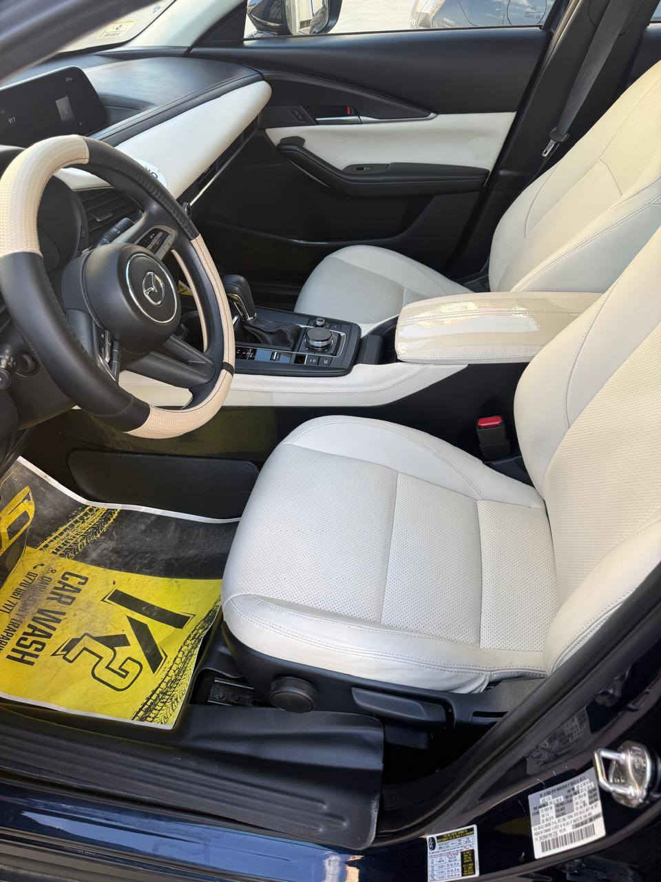 ئەم مازدایە بۆفرۆشتن مۆدیل2023
مواسەفات ئەمریکی دووپارچەی بۆیاغە بئ ناگرتن بۆنیت و چەمەلەغی پیشەوە سەنەوی تازەیە تا 2030 
سعری152کەمیک مەجال
شوین.سلیمانی
ژ.م*********** السليمانية, العراق
