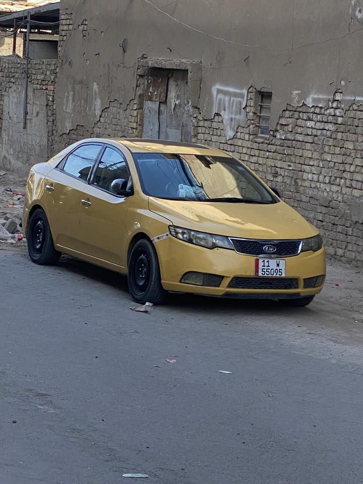 السلام عليكم عندي هاي الفورتي موديل 13 فول مواصفات اريد مراوس سياره عبريه متواجد بغداد او ديالى ***********
