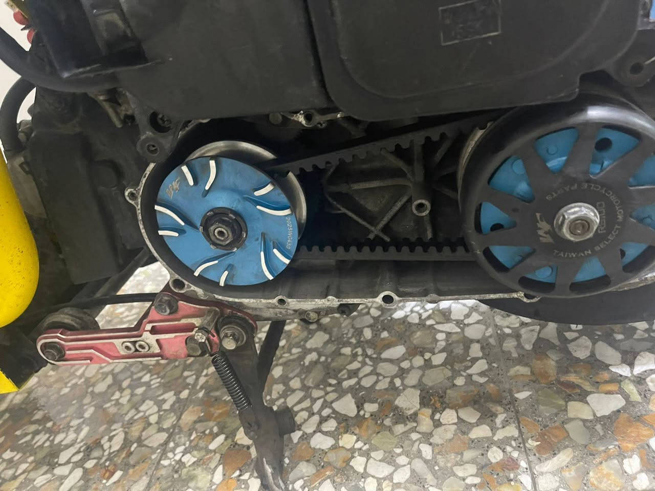 السلام عليكم دراجه ناكره سلف كهربائي شغاله عطل ما بيها مكاننا نجف  البيع قفلها 550 بوشتها بلاديه ٥٥ الجديده اي نقص ما بيها دراجه قويه خوش دراجه اصولي مشتريها من معارض سيتطد وسام كهربائيات كلها شغاله ***********
