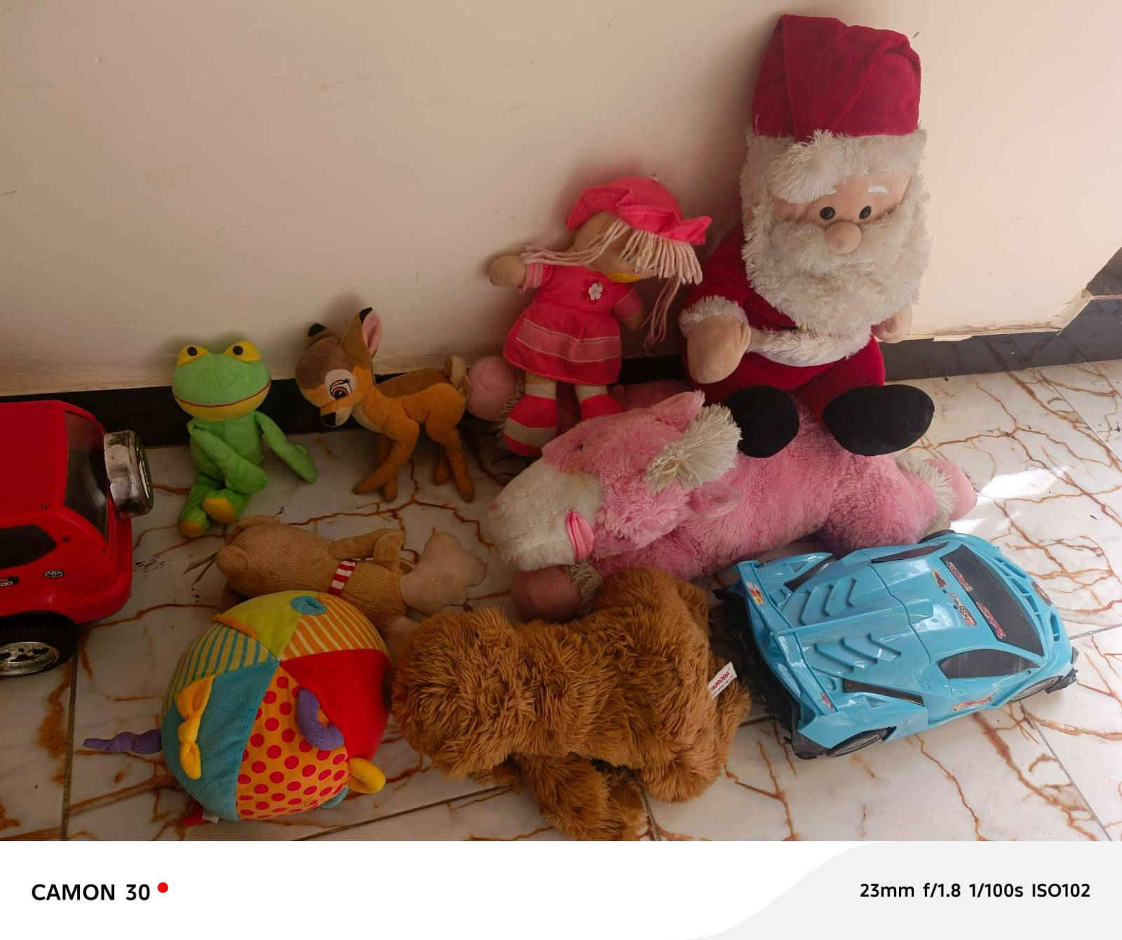 كريكوت هزاز يحتوي على ناموسيه
عربانة منام وجلوس نظيفه 
حجله غير مستخدمه تحتوي على موسيقى ومستوين حسب طول الطفل
مكان الدوره
توصيل ماعندي
رجاءً كافي وعود كاذبه مو شراي لظل تراسل وتحجز القطعه وتكسر بسعرها وبعدين متجي تاخذها


**إذا كنت صاحب هذا الإعلان وتريد حذفه لأي سبب، رجاءا أرسل رسالة إلى الدعم الفني**