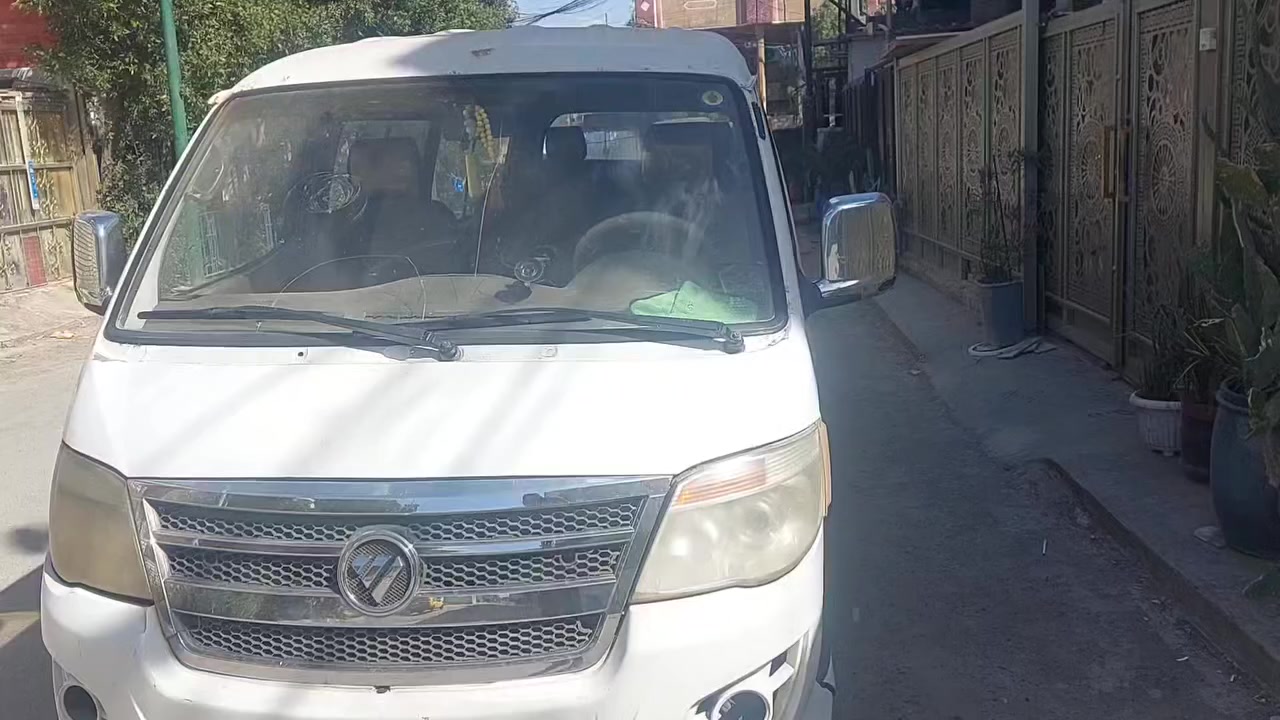 سلام عليكم ١٥للبيع مكان بغدادسياره بيع مستعجل وبترابها ممغسوله سعر٨٠ سياره بس صدر شويه تعبان ***********
