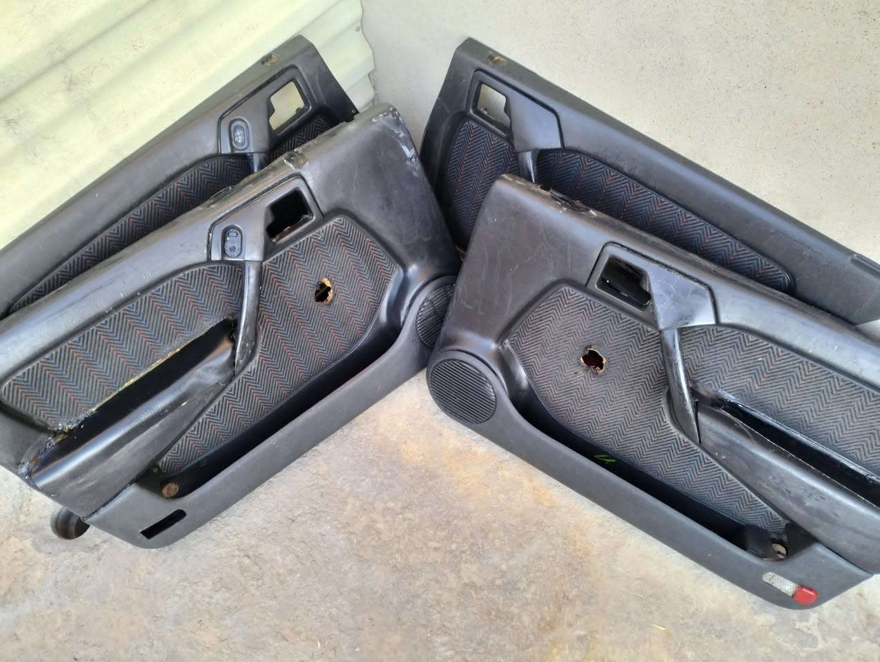 بطاين فكتره للبيع  طخمين  اسواد طخم صاج و طخم عادي  مكان موصل الايسر توصيل ما عندي استفسار على رقم ***********📞�

***********
