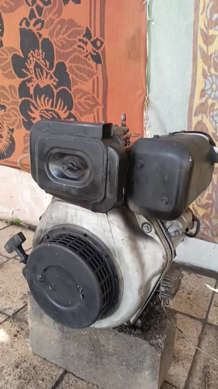 سلامو عليكم ورحمه الله عندي هاي المولد شغاله لبيع سلف تشتغل وحبل بكره سعر 125 مكان الحسينيه قرب مستشفى التركي***********
