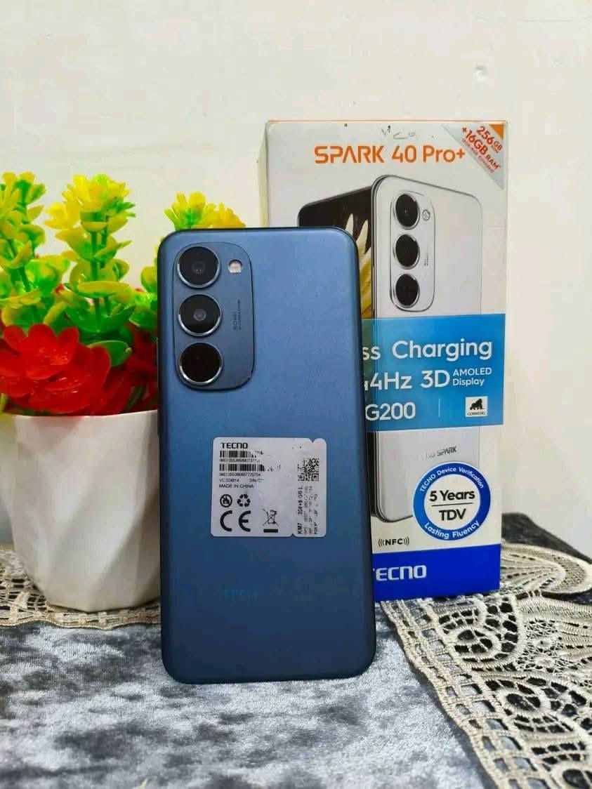 السعر 265 مستخدم يومين فقط يرهم مراوس تفاصيل 👇
🚀 تكنو سبارك 40 برو بلس 🚀
✨ شاشة AMOLED 144Hz منحنية
⚡ معالج Helio G200 قوي
📸 كاميرا 50MP احترافية
🔋 بطارية 5200mAh + شحن سريع 45W
💾 ذاكرة 256GB + رام 16GB
💦 مقاومة ماء وغبار IP64
🔥 شحن لاسلكي 35 w


**إذا كنت صاحب هذا الإعلان وتريد حذفه لأي سبب، رجاءا أرسل رسالة إلى الدعم الفني**